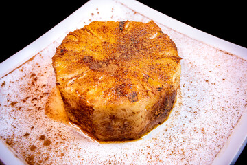 Roasted pineapple with cinnamon | Typical dessert from the Brazilian Northeast