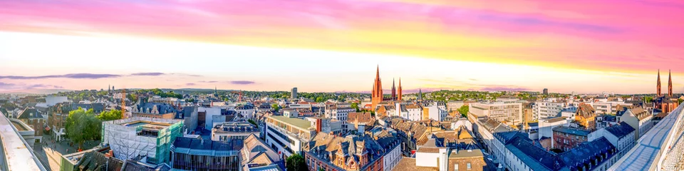 Deurstickers Blick über Wiesbaden, Hessen, Deutschland  © Sina Ettmer