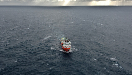 aerial of the Veritas Viking working a seismic grid recording fuel reserves in Bass Strait prior to exploratory drilling.