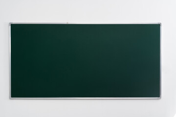 Background of blank green chalkboard - obrazy, fototapety, plakaty