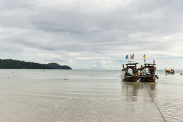 Obraz premium boat on the beach