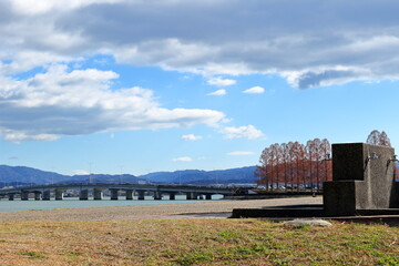 近江大橋と琵琶湖