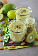 Vegetarian green detox drink