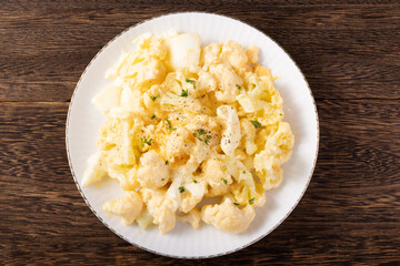 オレンジカリフラワーの卵サラダ