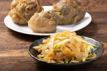 ザーサイとキュウリの中華クラゲ和え