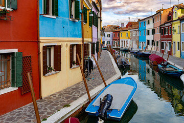 Fototapeta na wymiar Burano, in the Venice lagoon, famous for its lace and wonderful colored houses.