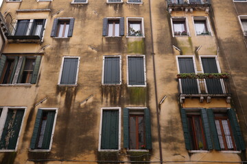 The Jewish quarter, a silent exile