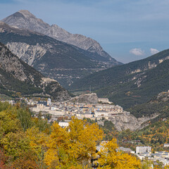Obraz premium Briancon as seen from Puy-Siant-Andre, Hates-Alpes department, France