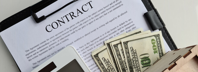 Obraz premium Contract agreement buying or renting housing dollars