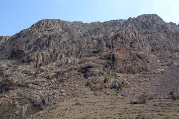 La grande traversée de l’Atlas au Maroc, 18 jours de marche. Randonnée sur le Tizi N'Mahboub, col du Tichka, plateau d'Afra. 