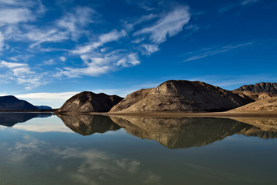 On the day of departure from the eastern side of lake Centrum S��, the five of us took a boat ride down the outlet river towards the nearest glacier and then the coast (not reaching the coast). The wa