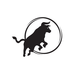 Circle bull animal logo design. icon logo . silhouette logo 
