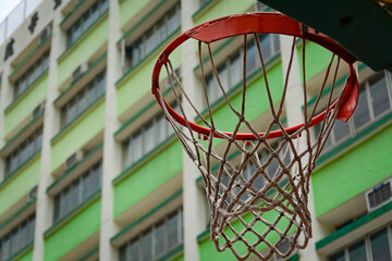 basketball hoop on the playground © Rafael