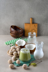 Latte matcha with coconut milk