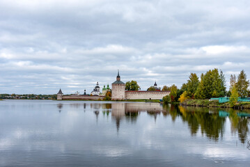 Fototapeta na wymiar Panoramic view of the Kirillo-Belozersky monastery in Kirillov, Vologda region, Russia.