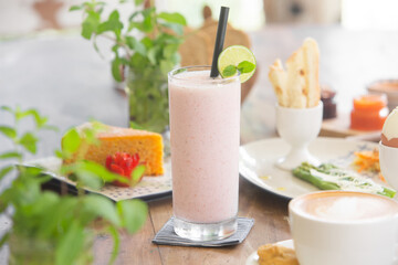 breakfast juice and cake