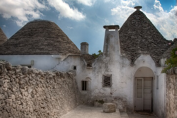Fototapeta na wymiar Trulli houses in Alberobello, Puglia, Italy