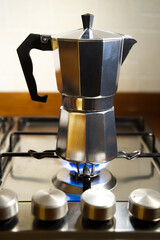 Caff&egrave; italiano con la moka