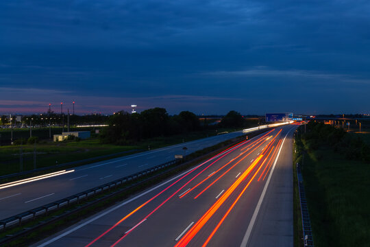 A14 Flughafen Leipzig, bei Nacht