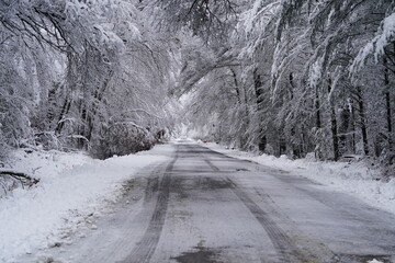 Heavy snow covered road during Wisconsin snowfall of 2022