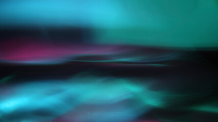 深みのある色で模様を表現しました。