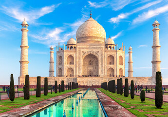 Fototapeta na wymiar Taj Mahal Mausoleum, India most famous Wonder of the world