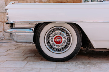 Photo gros plan d'un roue de Cadillac 