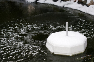 Bel&uuml;ftung Sauerstoff im Winter f&uuml;r den Gartenteich