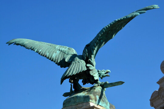 Eagle sculture in the Buda Castle on a sunny day