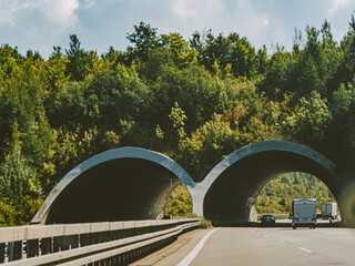 Autobahn Tunnel