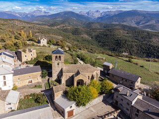 Fototapeta na wymiar Church of San Pedro Apóstol, Sinués, Pyrenean mountain range, Spain