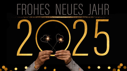 2025 Frohes neues Jahr Feiertag Grußkarte Banner - Frau hält Wunderkerzen in ihren Händen,...