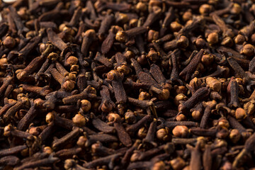 Raw Brown Organic Whole Cloves