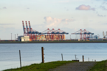 Containerterminal Wilhelmshaven