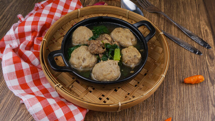 BASO URAT is Indonesian Meatball, a mix of beef and beef vein rolled into one rough looking meatball. It taste just like a normal meatball once in mouth only this type of bakso carries more texture.