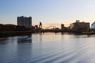 Naklejka premium A winters sunrise over the city of Glasgow