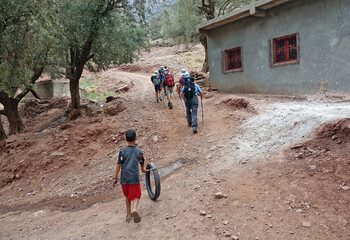 La grande travers&eacute;e de l&rsquo;Atlas au Maroc, 18 jours de marche. Travers&eacute;e de villages typiques dont l'Azgour 