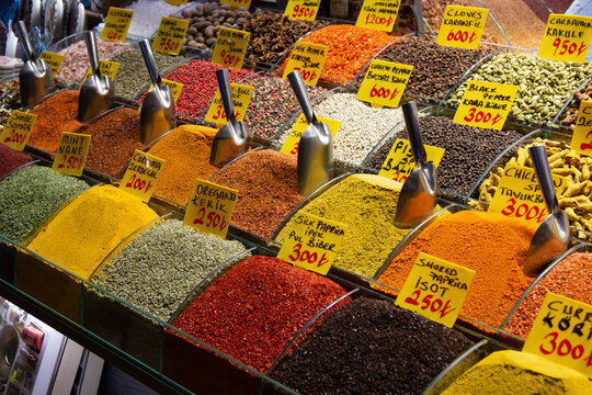 Colorful spice counter at Grand Bazaar; translation: karanfil means cloves, kakule means cardamon, kara biber means black pepper, beyaz biber means white pepper, kekik means oregano etc...