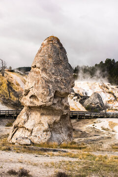 Liberty Cap rock formation, Palette Spring, Mammoth Hot Springs, YNP, Wyoming, USA