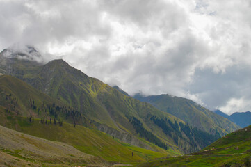 Naklejka premium Beautiful Landscape Green Grassy Mountains, Northern Pakistan