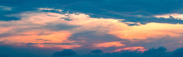 Fototapeta premium sunset in the mountains