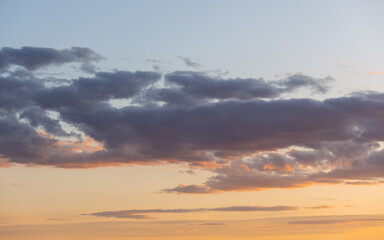 Fototapeta na wymiar Beautiful cloud pattern on sunset sky.