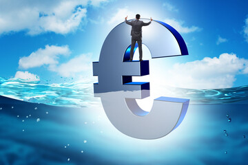 Concept of euro sinking in the sea