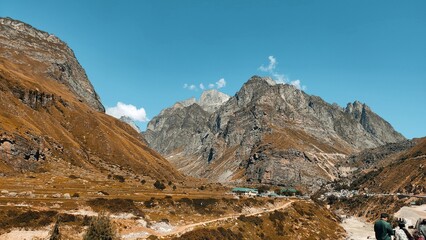 Mountains in Mana : the last village of india
