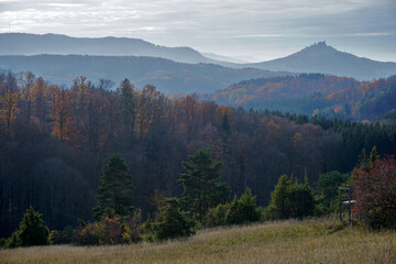 Herbst- und Nebelstimmung beim Hohenzollern; Schwäbische Alb