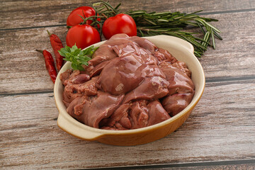 Raw chicken liver in the bowl