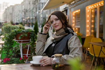 Photo shoot of a young girl on the street.