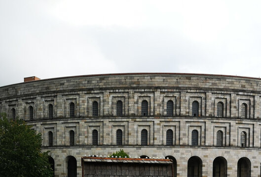 Documentation Center, Rally Grounds Nuremberg, Historical walls