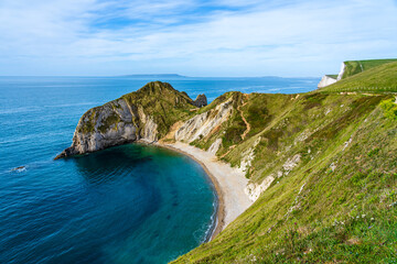 Fototapeta premium Man O' War Beach on the Jurassic Coast next to famous Durdle Door; Man O' War Cove in Dorser, England, UK