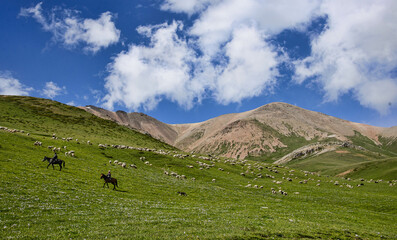 Trekking the superb alpine Keskenkija Trek, Jyrgalan, Kyrgyzstan